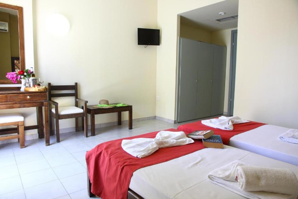 Porto Plazza Hotel Hersonissos  Exteriör bild